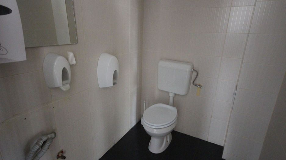 Cladire de birouri, SAD, parcare prorpie, clinica medicala - Poză 23