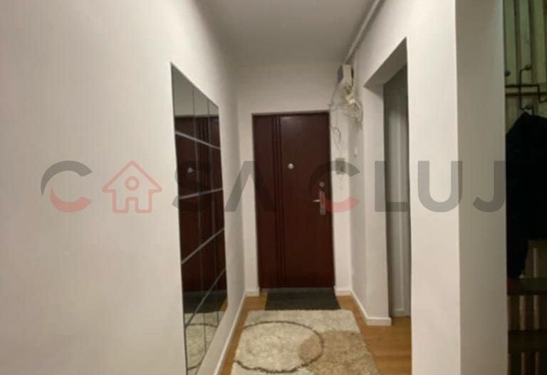Apartament cu 4 camere, zona McDonald's / Minerva ! - Poză 11