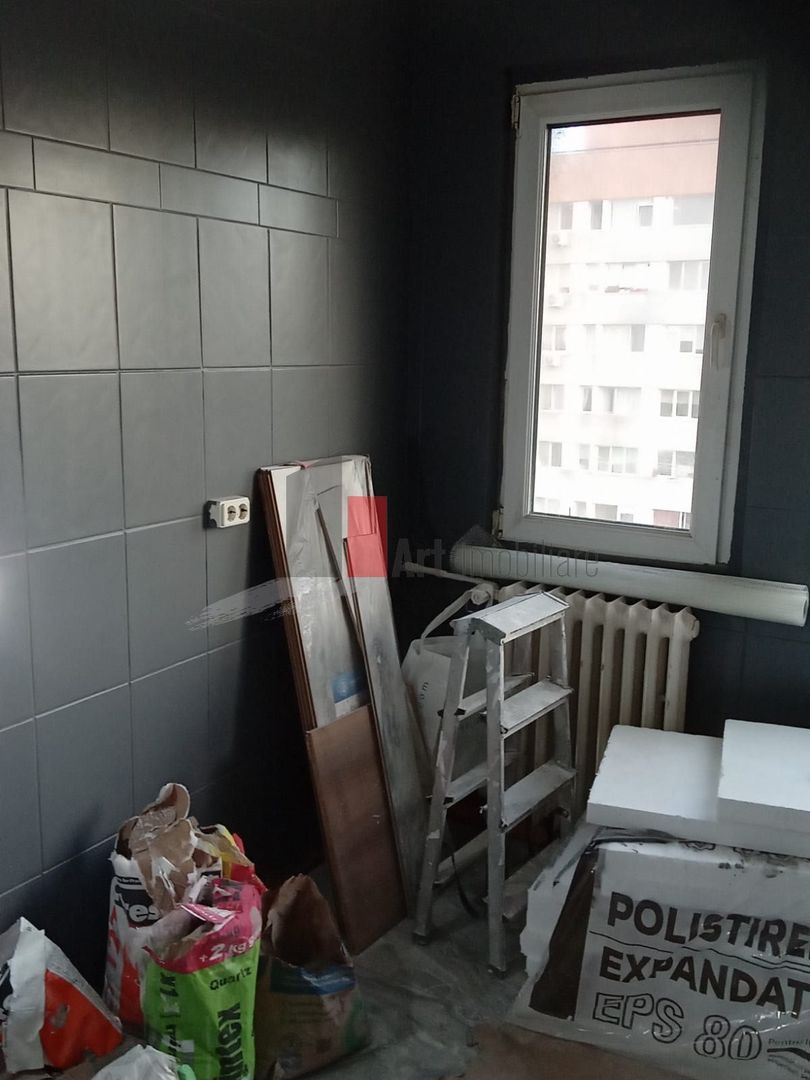 Vânzare apartament 3 camere Brâncoveanu - Poză 1