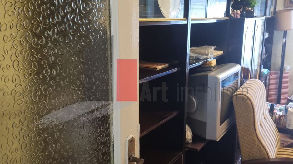 APARTAMENT 3 CAMERE -PIATA ROMANA - Poză 4