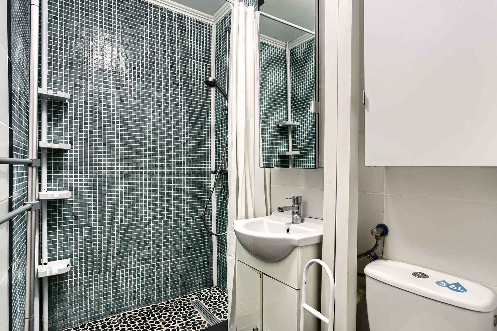 VÂNDUT! Apartament 3 camere Zona Romanilor - Poză 7