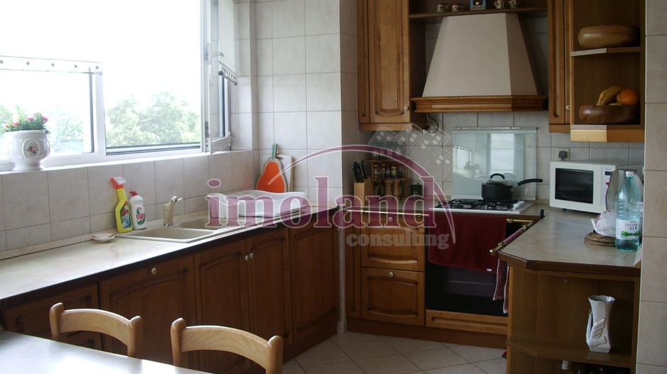 Vanzare - Apartament 3 camere & 3 terase & garaj & boxa -Aviatorilor-Televiziune - Poză 5