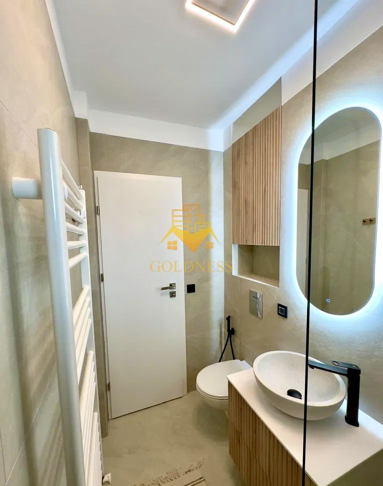 2 camere semidecomandate, Prima Inchiriere, Hotel Royal Gheorgheni - Poză 8