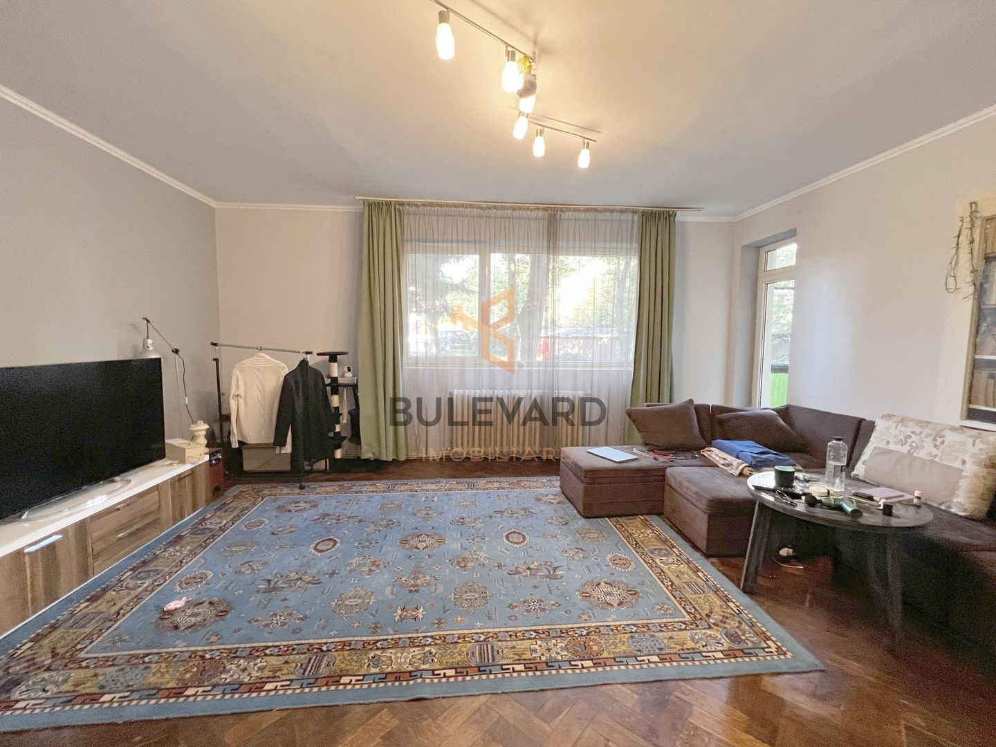 Apartament cu 4 camere, zona Plopilor! - Poză 2