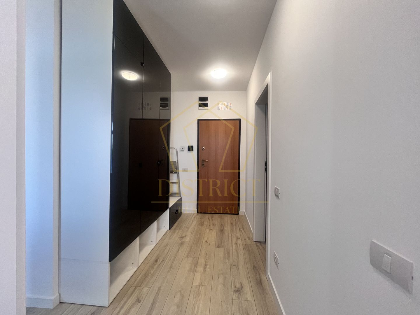 Apartament deosebit cu 2 camere | Torontalului - Poză 6