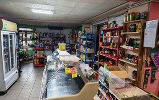 Spatiu cu potențial REAL – afacere sau locuință spațioasă zona Golgota