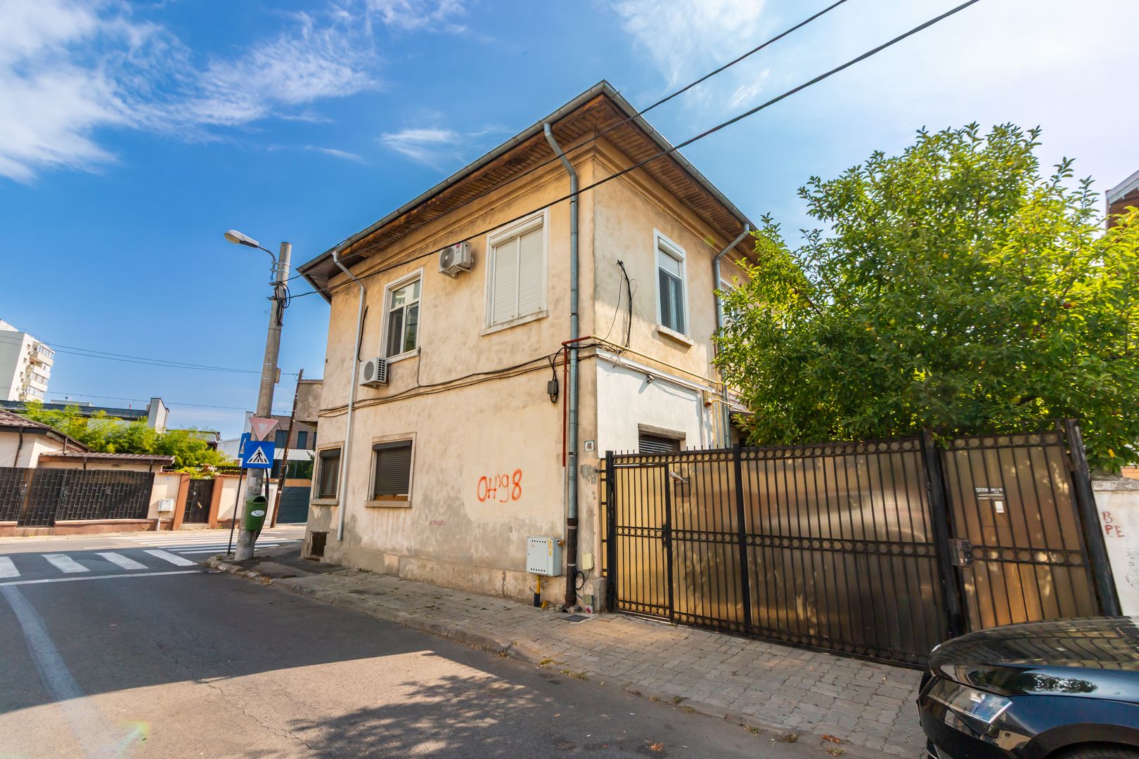 Apartament 4 camere in vila Turda | Basarab Metrou | curte proprie - Poză 1