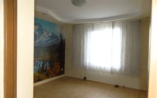 APARTAMENT BUSTENI CU VEDERE PANORAMAMA - Poză 2