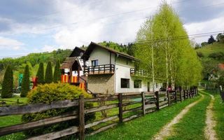 Pensiune Moieciu - 3000mp Teren - 12 Camere Plus Restaurant - Brasov - Poză 2