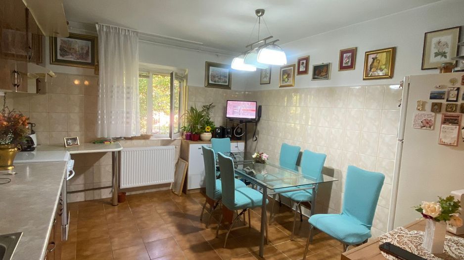 Girocului | 3 Camere | Decomandat | Boxa-spatiu depozitare | Izolat interior - Poză 6