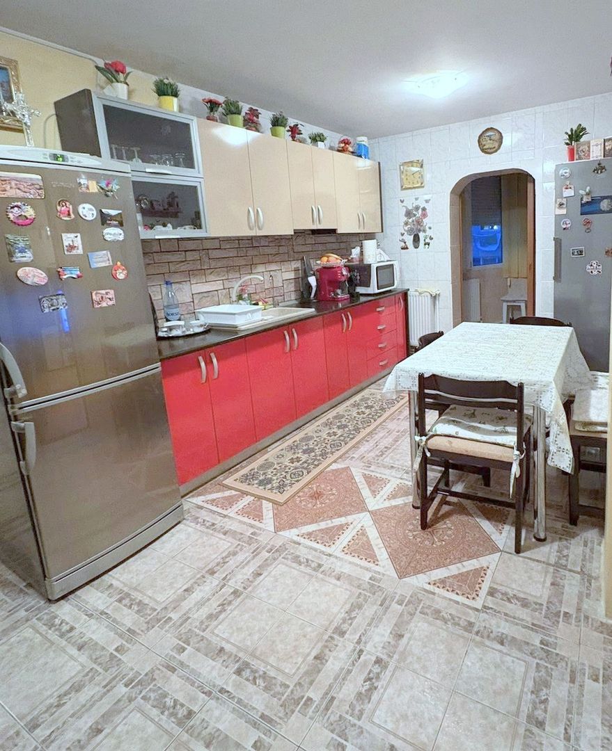 De vanzare apartament cu 3 camere I. C. Frimu, 70.500 euro - Poză 8