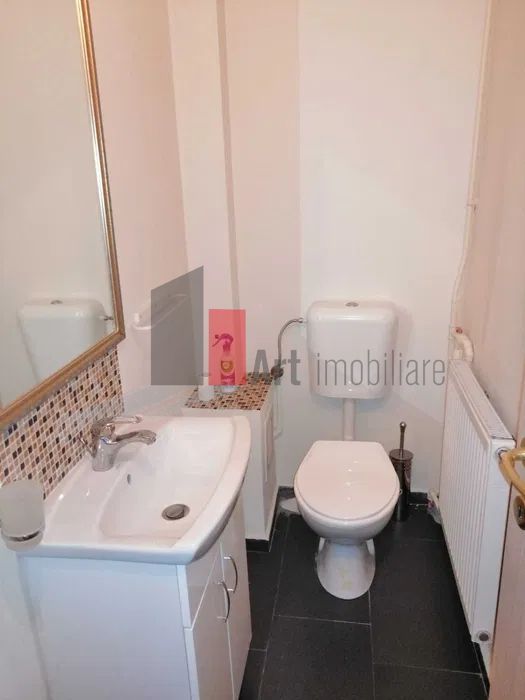 3 Camere Decebal - Poză 2