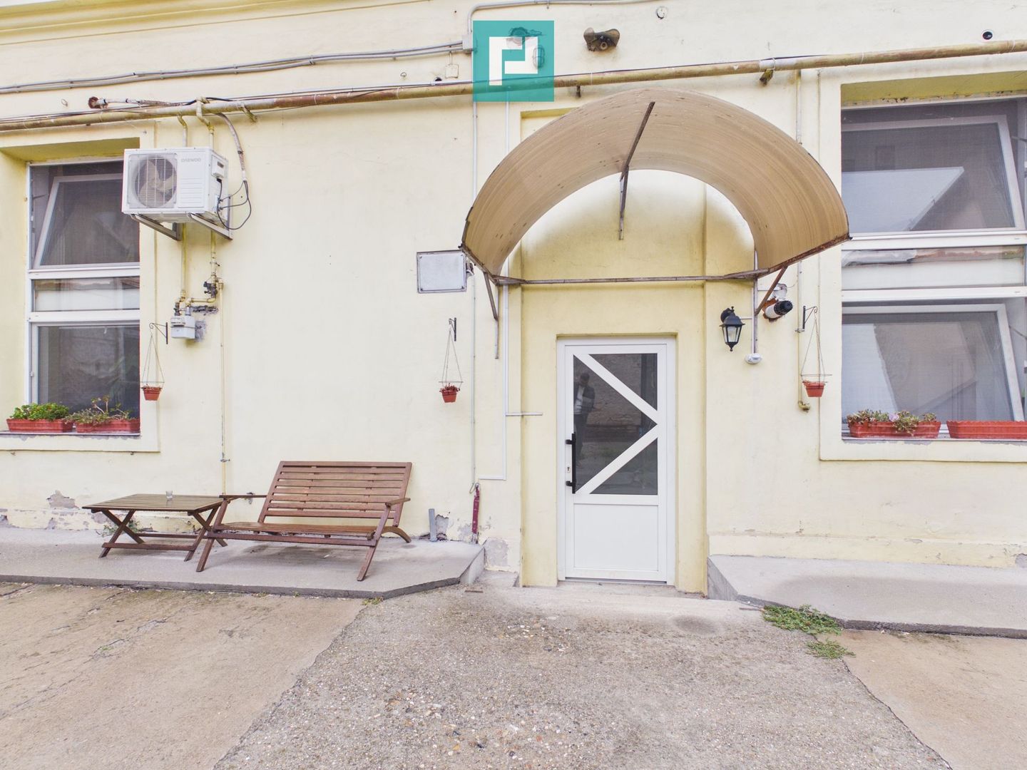 Apartament două camere Bulevardul Revoluției - Poză 12