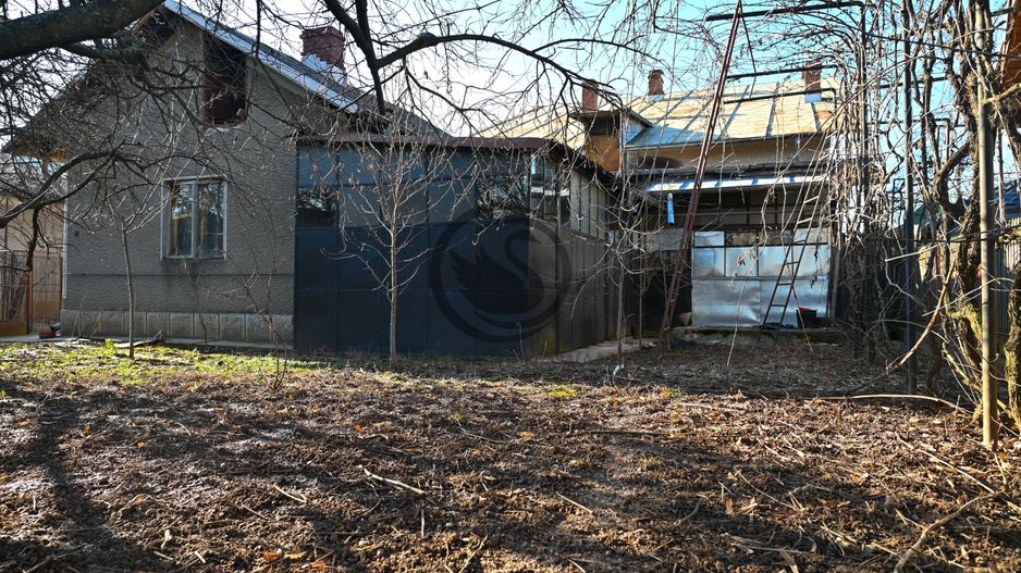 Casa cu 6 camere de vanzare | Zona Ultracentrala, Baicoi | Comision 0% - Poză 4