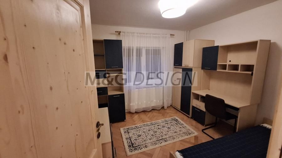 Apartament 4 camere zona Aradului - Poză 10