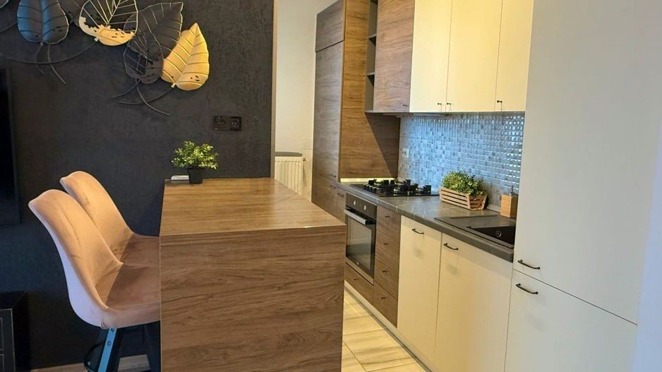 REA1027616 Apartament 3 camere Rond Pipera Parcare inclusa - Poză 2