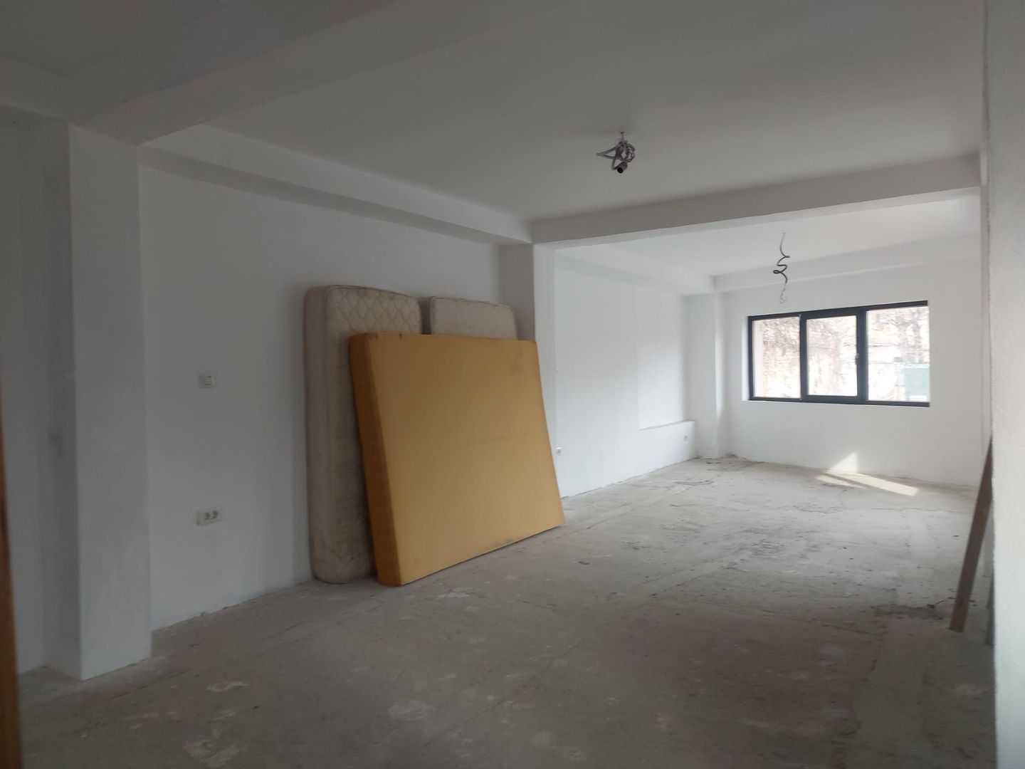 Casa/Vila 6 camere Piata Victoriei, Buzesti / An 2023 - Poză 33