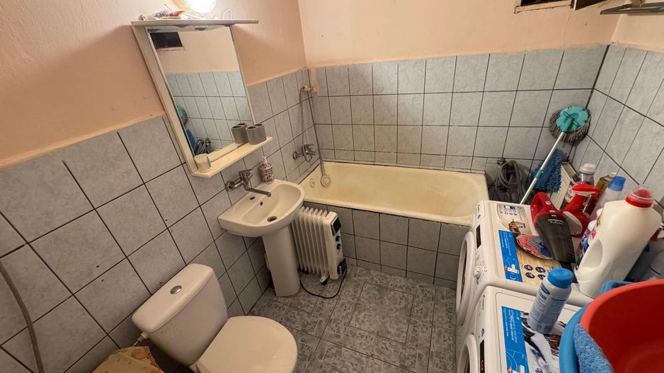 Casa de vânzare în zona Calea Sagului - Poză 12