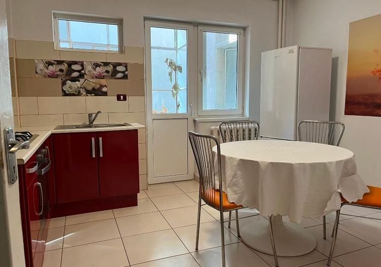 De Inchiriat Apartament 4 camere Universitate - Rosetti sector 2 - Poză 12