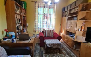 Apartament 2 camere,curte comuna/4 proprietari - Poză 13
