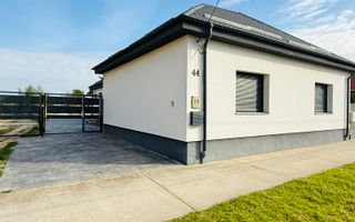 Giroc Central | Casă renovată 2025 | Teren până la 2000 mp | Locație excelentă - Poză 7