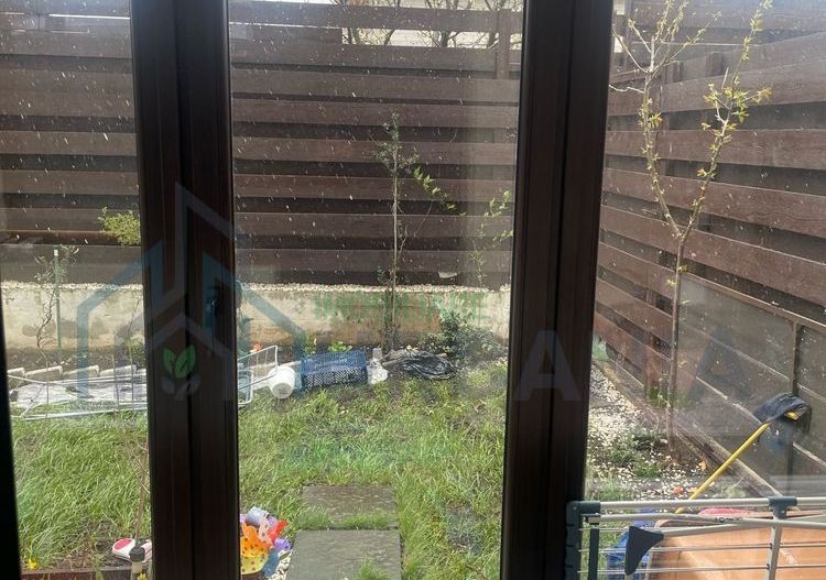 Inchiriez Apartament 3 camere, decomandat+gradinuta si loc parcare - Poză 8