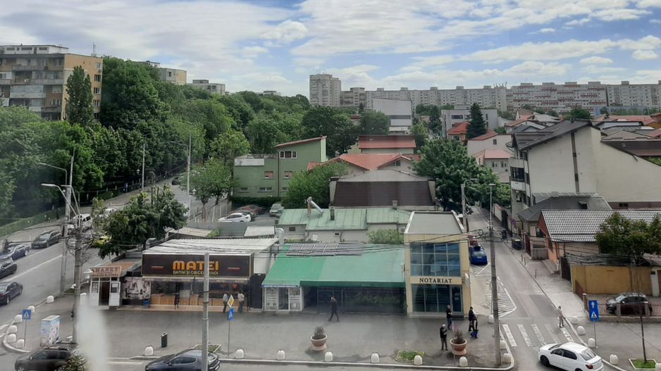 APARTAMENT CARE ÎȚI DĂ SENZAȚIA DE ACASĂ DIN PRIMA SECUNDĂ - Poză 2