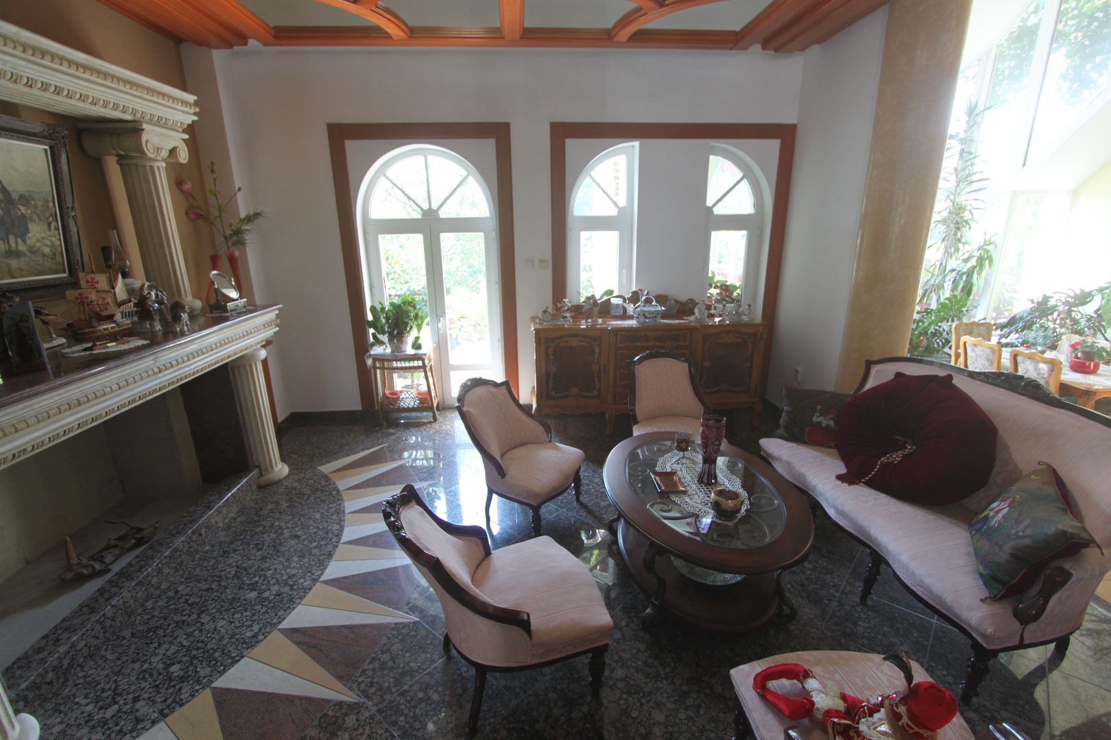 Casă / Vilă cu 8 camere de vânzare în zona Semicentral - Poză 58