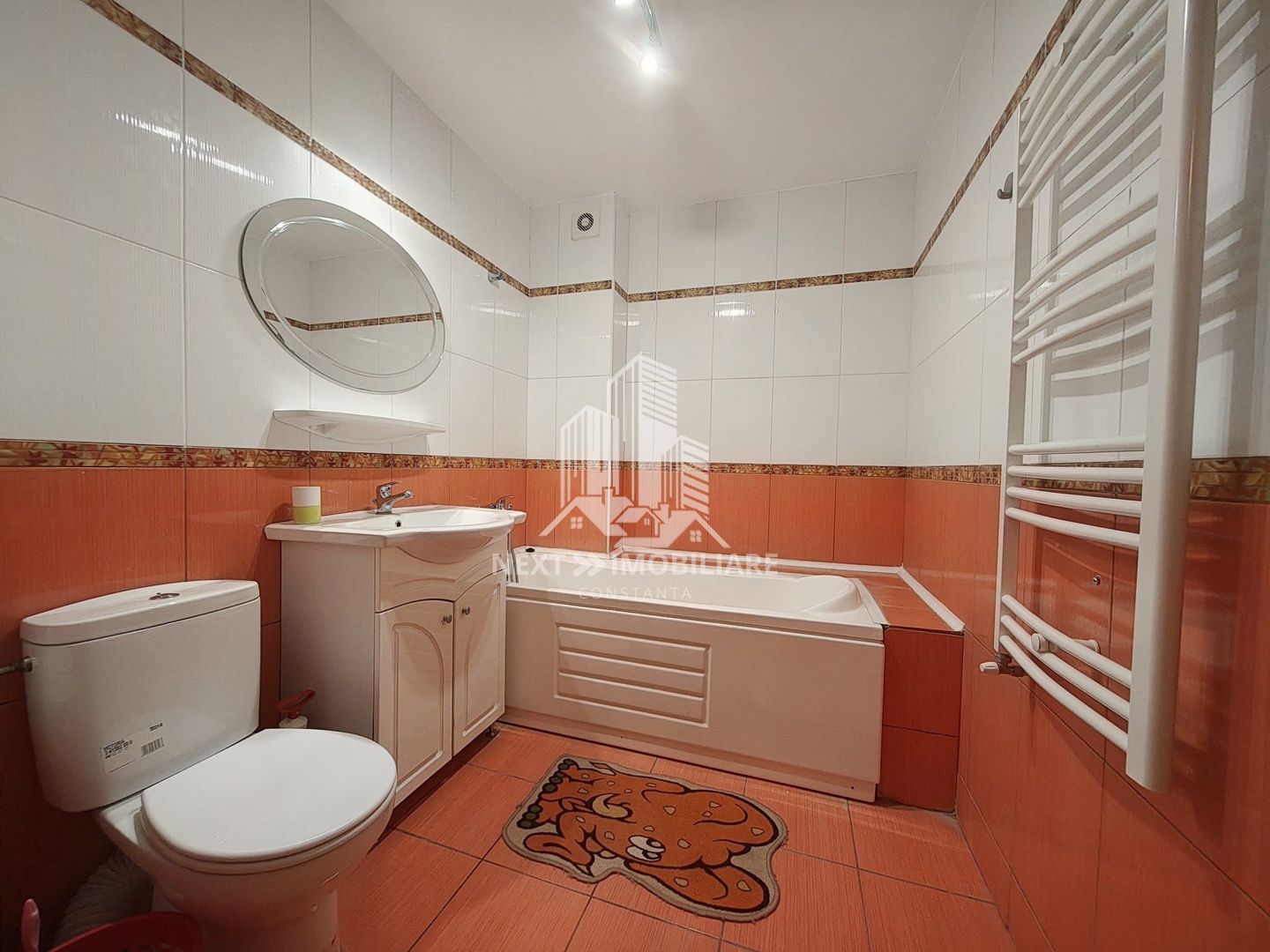 Apartament 4 camere, 118mp utili plus 4 balcoane Mamaia - Poză 11