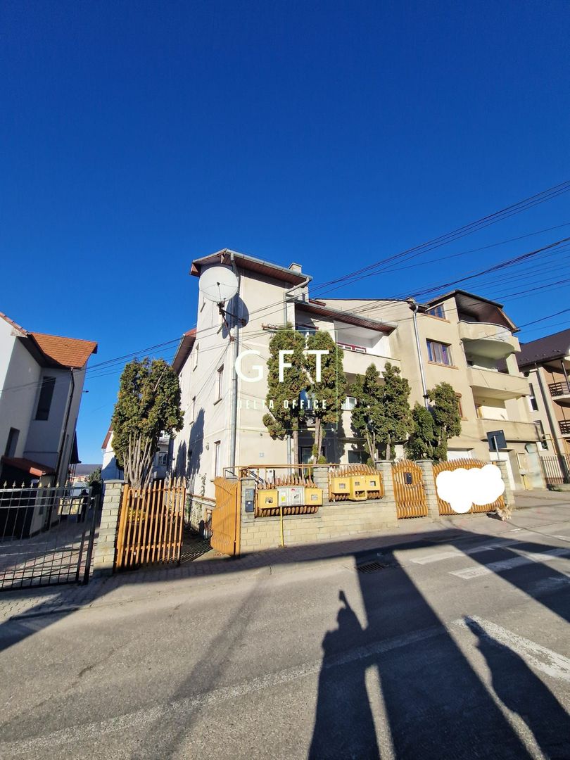 CASA , CU 3 APARTAMENTE D+P+E1+E2+M ! - Poză 18