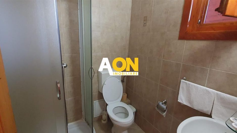 Pensiune cu 9 camere, 1257 mp teren, Micesti - Poză 10