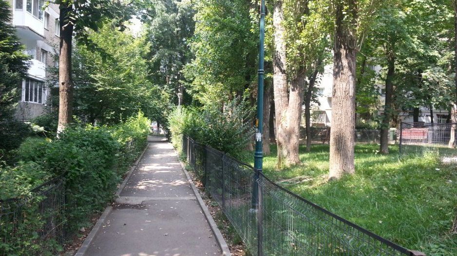 Apartament 4 Camere , et.3/4, Berceni-Racovita - Poză 12