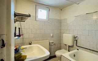 Casa singur in curte Iosia - Poză 6