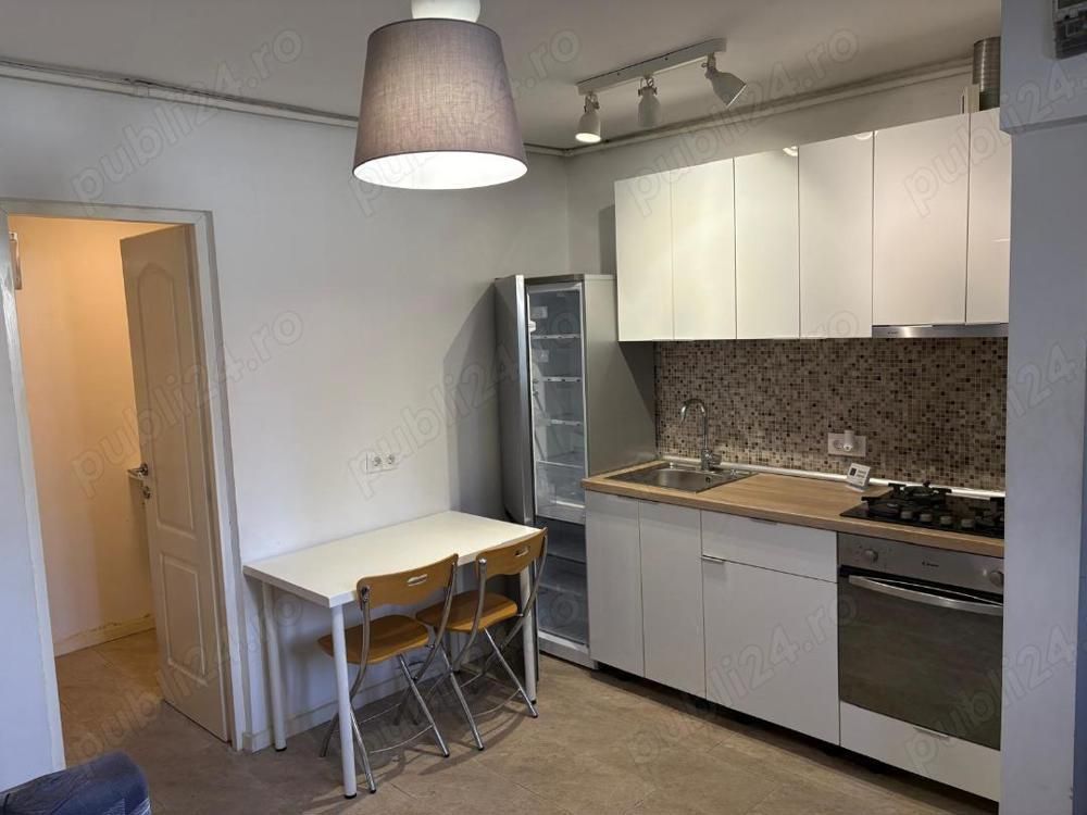 Garsoniera cu curte proprie (50 mp), zona Sincai parc Tineretului S248 - Poză 6