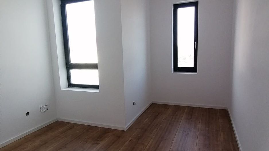 Casă modernă P+1 | 4 camere | 108 mp utili | teren 272 mp | Moșnița No - Poză 8