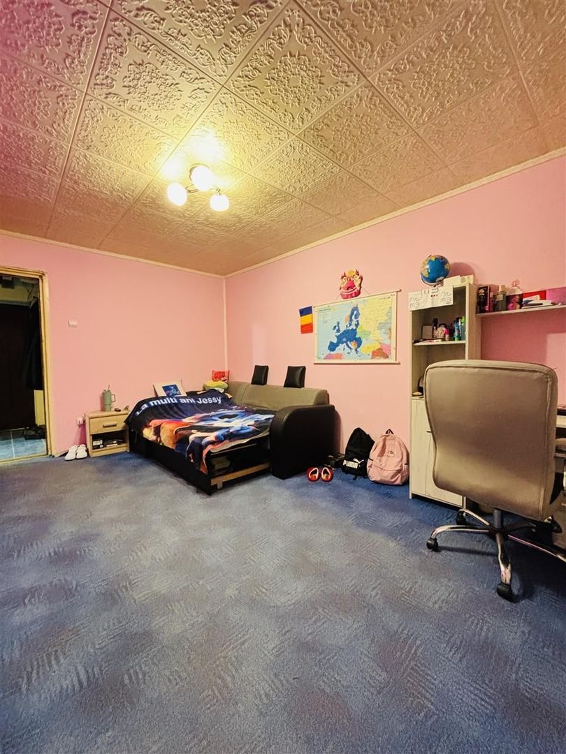 Apartament cu 2 camere decomandat zona Rogerius. - Poză 7