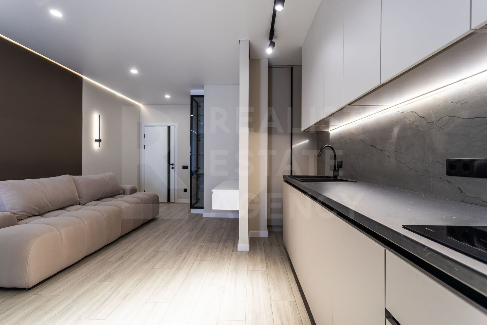 Vânzare, apartament, 2 camere, strada Ioana Radu, Buiucani - Poză 3