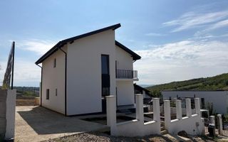 Vila de vanzare, Sorogari, Aroneanu - 4 camere, 120 mp utili, teren 500 mp - Poză 2