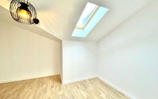 CASA NOU CONSTRUITA CU 5 CAMERE IN COMPLEX LA INCHIRIERE IN PIPERA - Poză 11