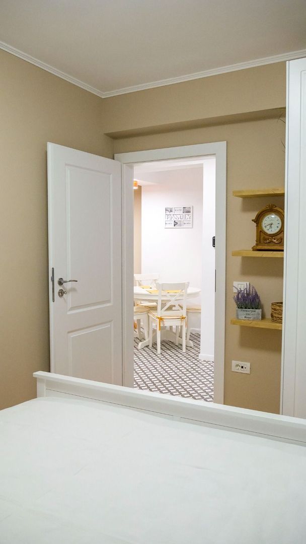 APARTAMENT  CU 3 CAMERE  CU VEDERE SPRE PIATA SF.GHEORGHE - Poză 11