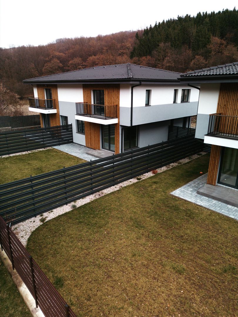 Duplex 4 camere DECOMANDATE, 120 mp utili, 180 mp curte, P+ET+POD - Poză 4