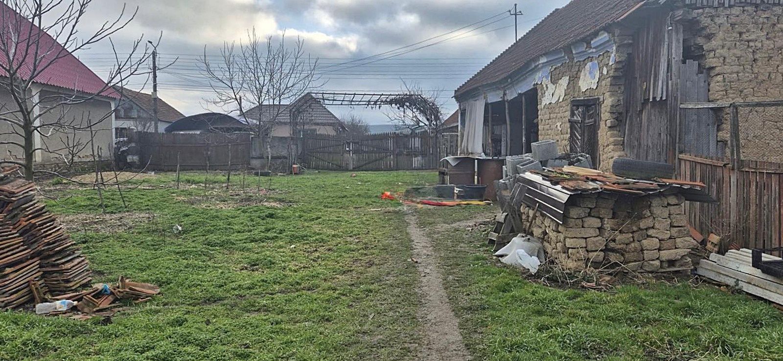 Casa cu teren 4000 mp in Bogei, Bihor - Poză 3