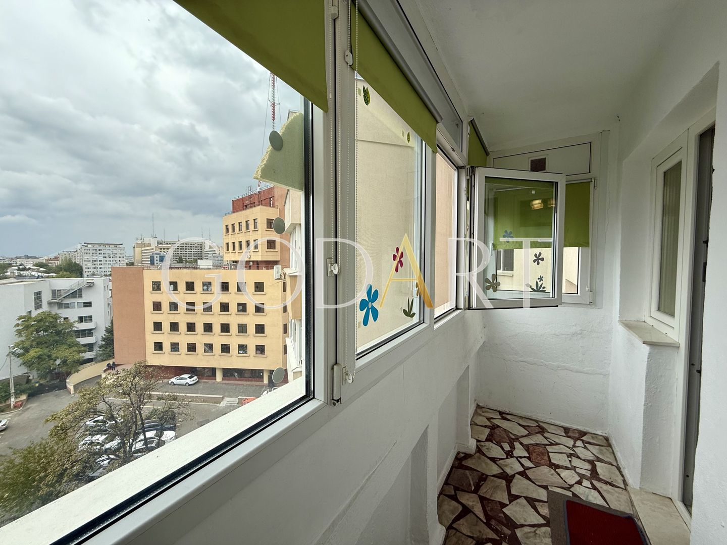 Apartament 4 camere | Bloc 1990 | 3 balcoane | Vedere panoramica - Poză 14