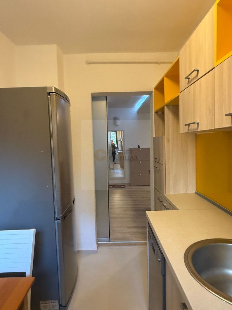 2 Camere - 50MP | Etaj 1/10 | Renovat | Drumul Taberei - Favorit - Poză 5