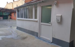 Apartament la casa 40 mp-renovat-curte-mobilat modern-Ultracentral - Poză 6