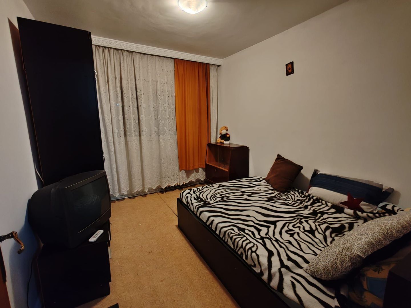 APARTAMENT 3 CAMERE, 1 DEC 1918/TRAPEZULUI - Poză 1