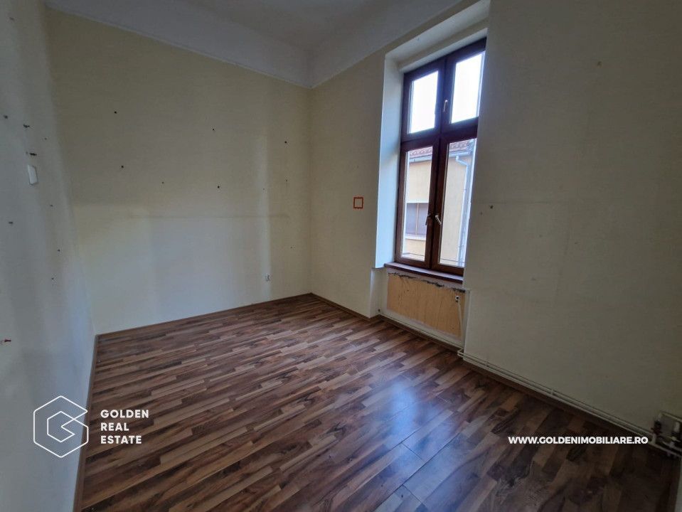 Apartament 3 camere, ultracentral, cladirea Catedralei Catolice - Poză 6