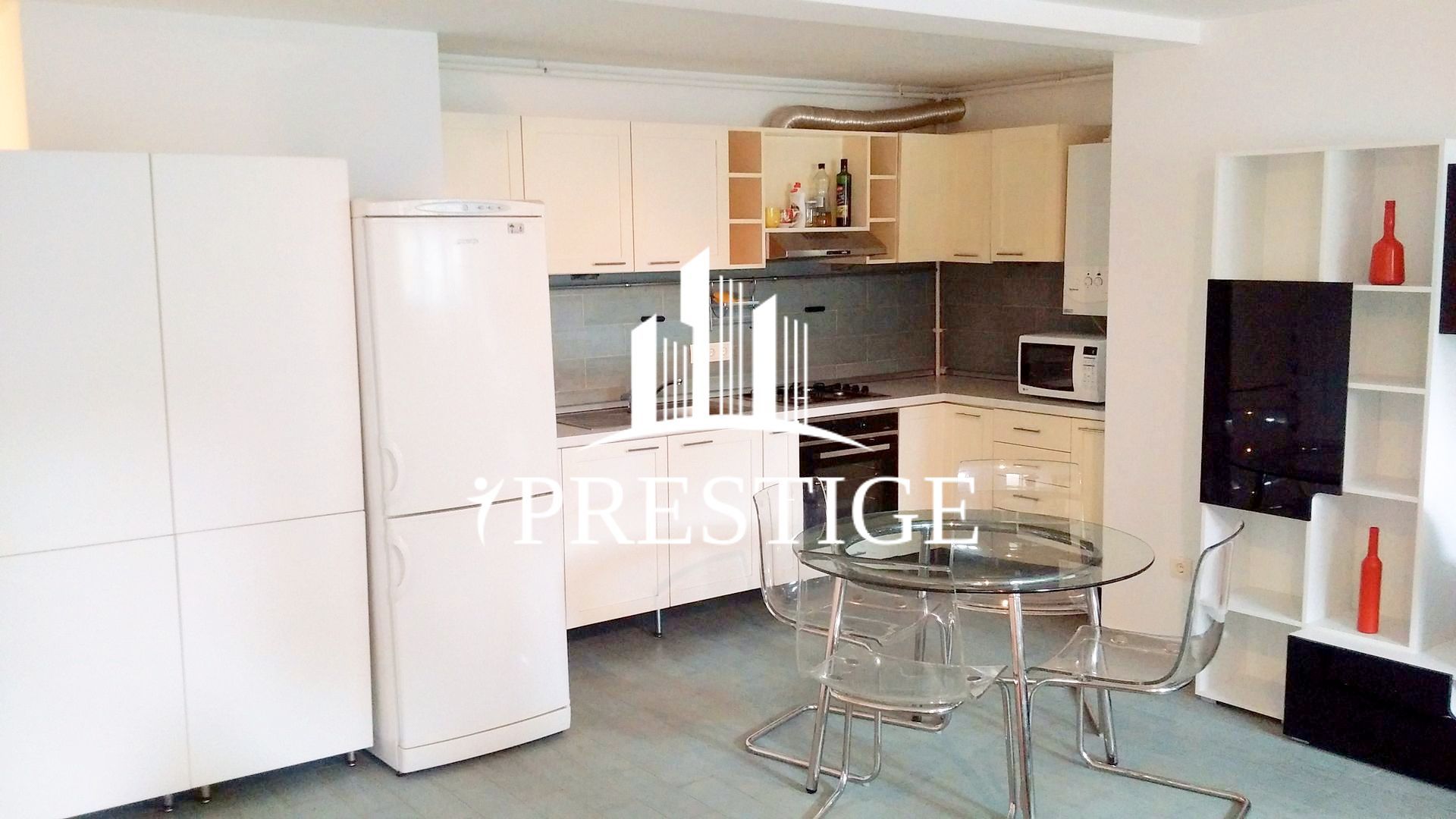 APARTAMENT 2 CAMERE CU GRĂDINĂ,  DEMISOL, ZONA ȘTRAND II - Poză 2