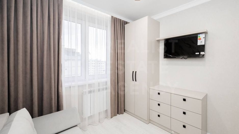 Vânzare, apartament,2 camere, str. Piata Unirii Principatelor,Buiucani - Poză 8