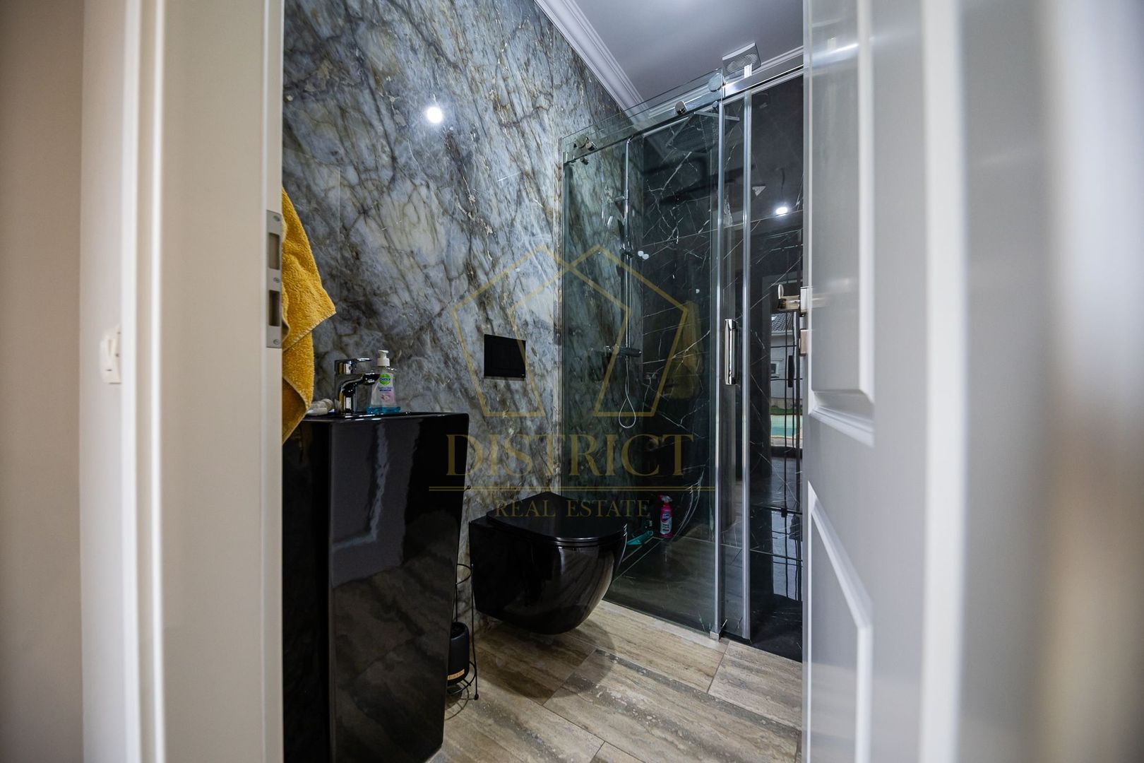 Vila exclusivista cu garaj si piscina I Dumbravita I Comison 0% - Poză 58